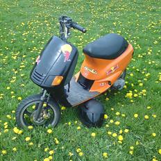 Piaggio zip.runner 