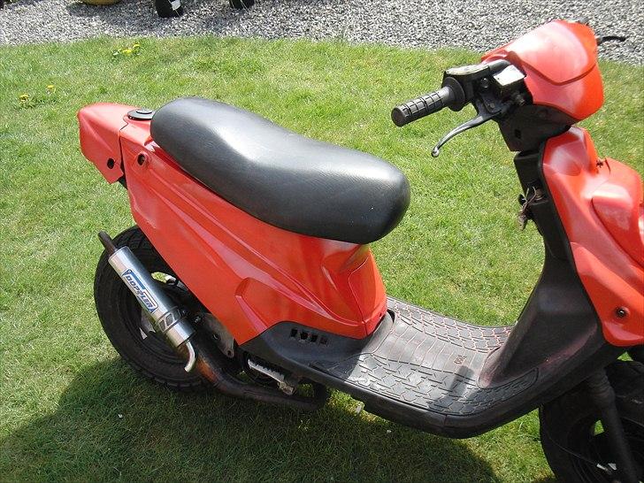 PGO Hot 50. SOLGT. billede 3