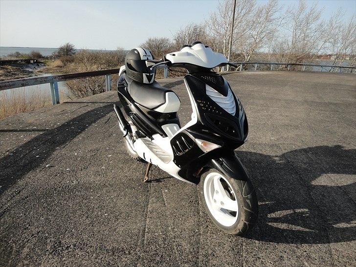 Peugeot Speedfight 2 billede 2