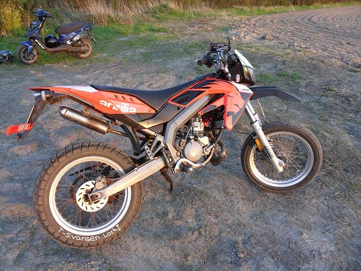 Aprilia SX 50 "Solgt" - T-svansen lorte bagdæk! Nyt Vee Rubber til sommer ;) billede 15