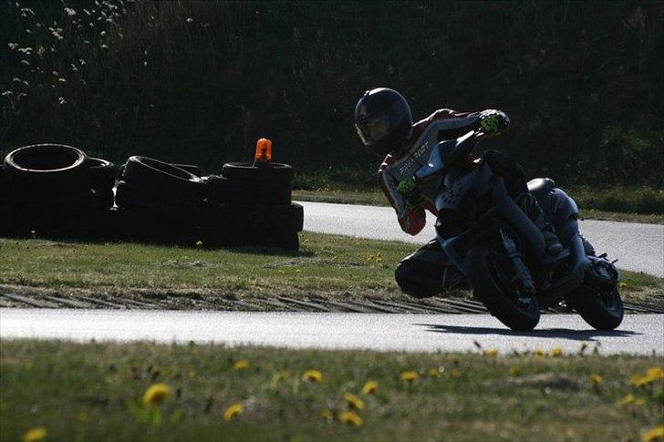 Yamaha Jog RR (solgt) billede 12