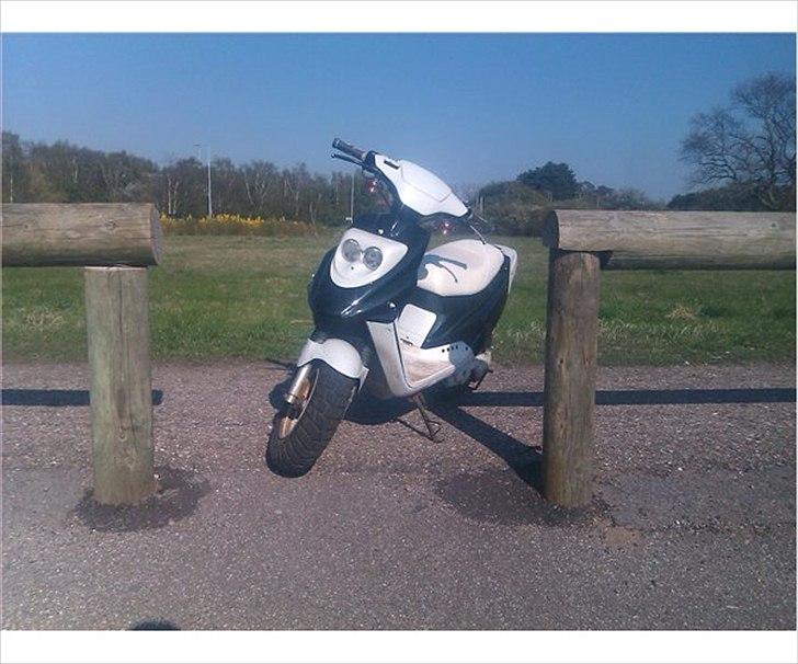 PGO hot 50 (solgt for 4500)  billede 2