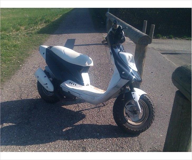 PGO hot 50 (solgt for 4500)  billede 1