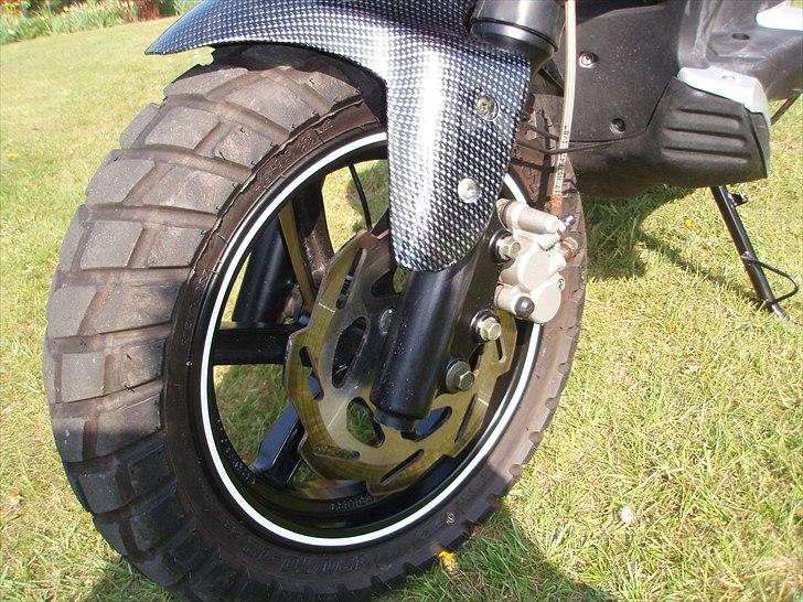 PGO pmx naked carbon billede 4