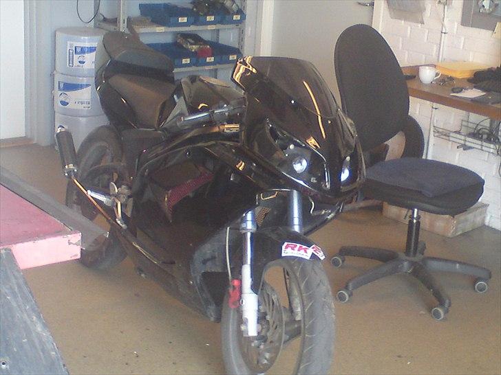 Rieju RS2 matrix  TOTALSKADET ! - ved speedline efter min bror klasket den =´( billede 5