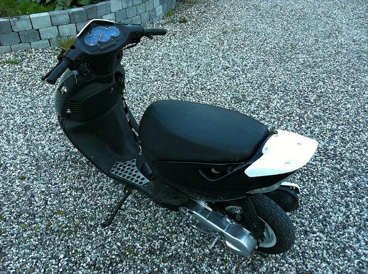 Aprilia sonic *Solgt* billede 2