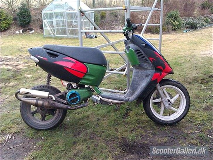 Aprilia jog r/sonic solgt billede 1