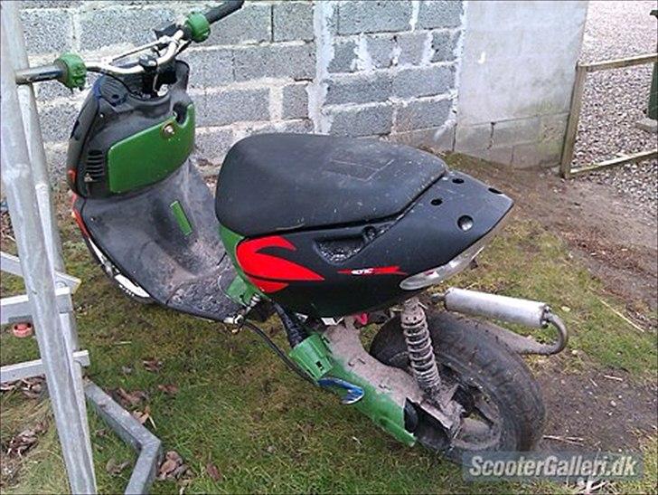 Aprilia jog r/sonic solgt billede 4
