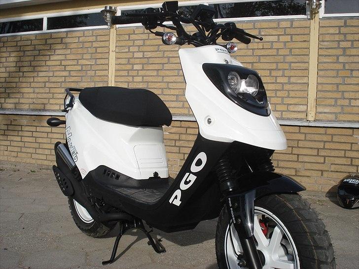 PGO Hot 50 Naked billede 3