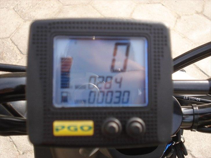 PGO Hot 50 Naked billede 9