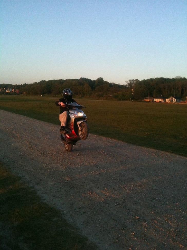 Yamaha Jog R SOLGT billede 7