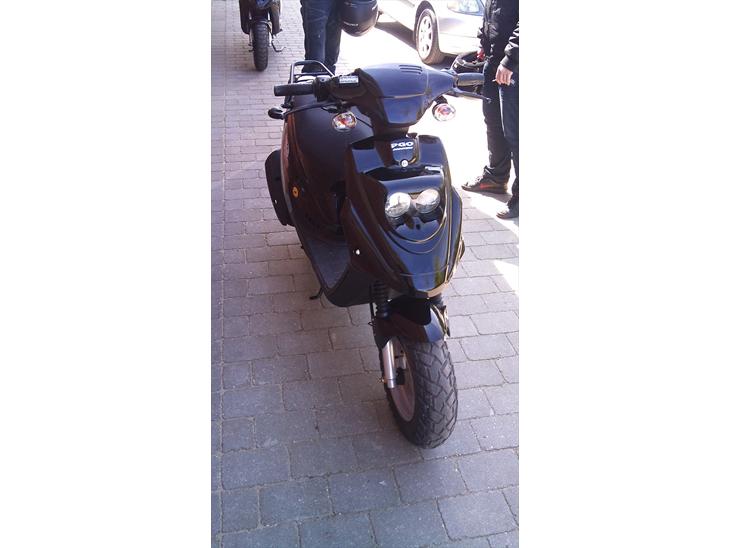 {{currentPhoto.altText}} billede {{currentPhoto.number}}