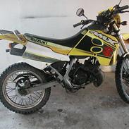 Suzuki rmx