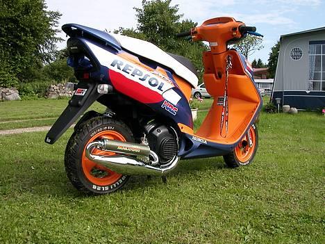 Honda SFX Repsol $ - nu med krom simonini TT billede 6