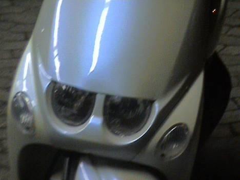 Yamaha Neo's Solgt! - Close up på fronten billede 1