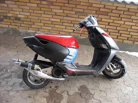 Aprilia sonic (SOLGT) - Det var før jeg maled den :p billede 6