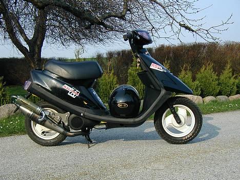 Yamaha jog (solgt) billede 3
