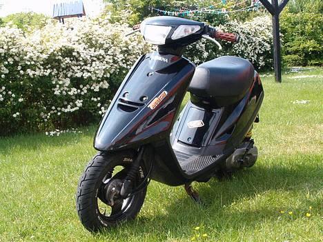 Yamaha Jog Artistic Spec - Solgt billede 7