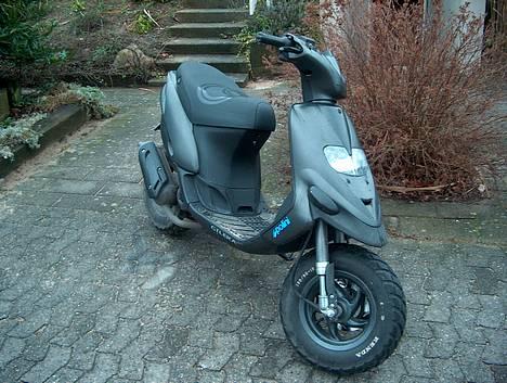 Gilera Stalker - Stalkeren før lidt "konstruktiv ændring af scooteren" :P billede 9