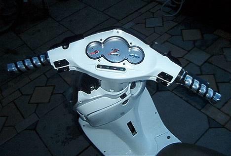 Aprilia Sonic billede 5