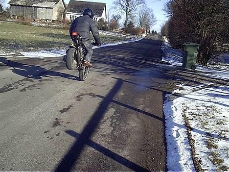 Suzuki Street Magic (Solgt) - det var så inden den blev malet..:-) billede 7