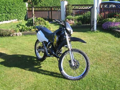 Suzuki Koenig'RMX---solgt - Det gamle MetraKit ;) i´m loving it  billede 3