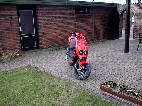 Derbi Paddock billede 4