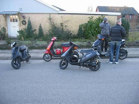 Sym Jet 50 - Fuglebanden on tour, haha peters stempel har sat sig. billede 8