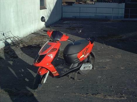 Aprilia sonic GP billede 2