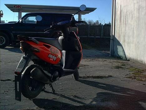 Aprilia sonic GP billede 3