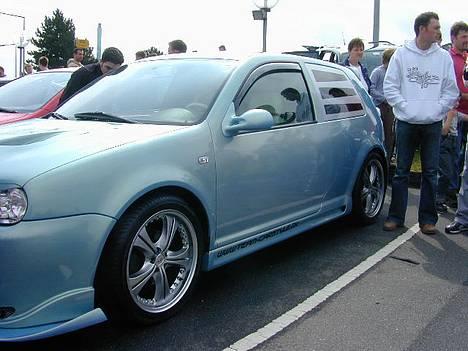 Aprilia Sonic (Solgt) - Jeg skal have omlakeret sonic´en i denne her farve.    :D billede 4