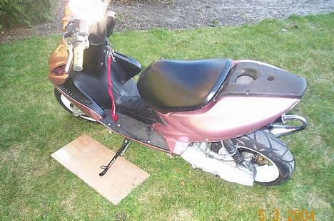 Yamaha Aerox *SOLGT* billede 5