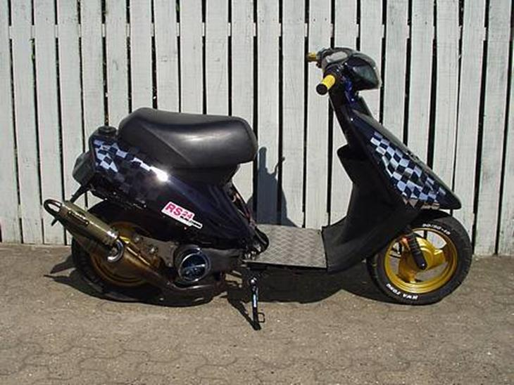 {{currentPhoto.altText}} billede {{currentPhoto.number}}