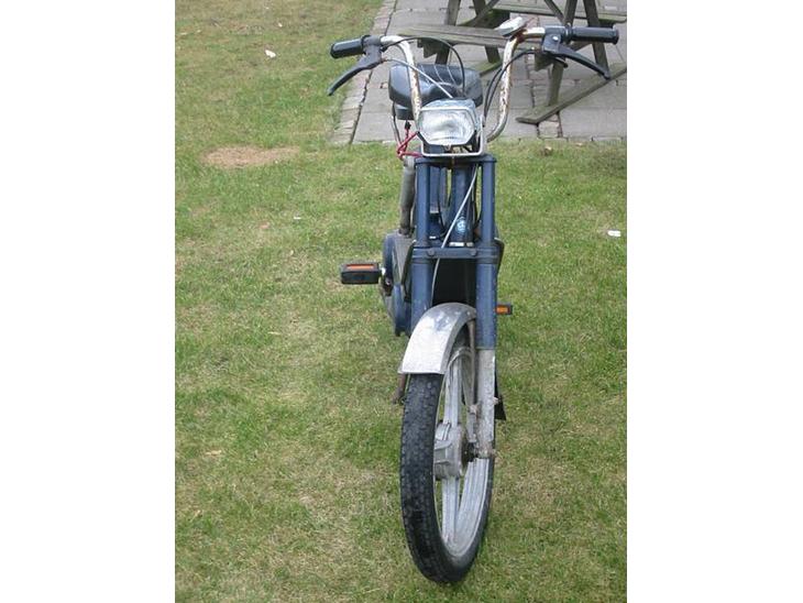 {{currentPhoto.altText}} billede {{currentPhoto.number}}