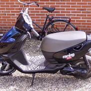 Aprilia sonic solgt