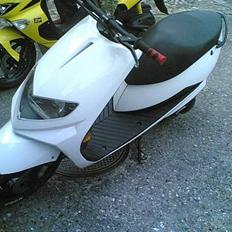 Suzuki estilete . (solgt)