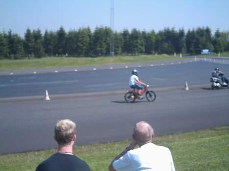 Puch maxi p1 (solgt) - min bror der lige tager en tur billede 10