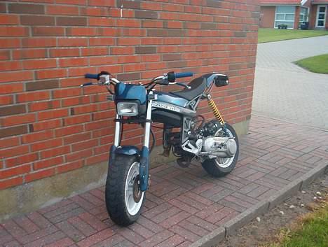 Suzuki street magic  (SOLGT) - den er sku dejlig :D billede 1