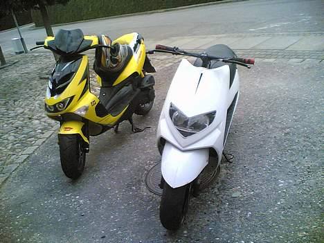 Suzuki estilete . (solgt) billede 2