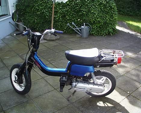 Suzuki FZ50 "SOLGT" billede 1