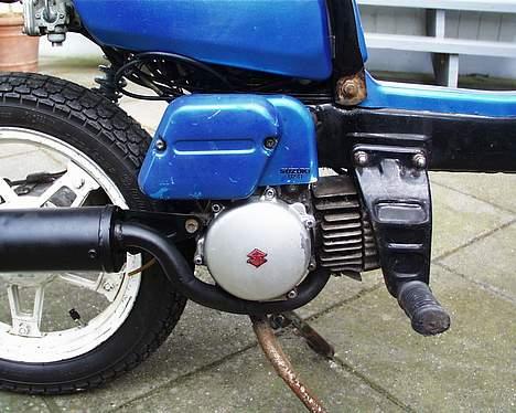 Suzuki FZ50 "SOLGT" billede 5