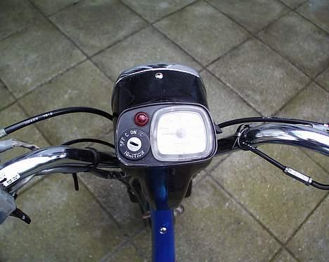 Suzuki FZ50 "SOLGT" billede 6