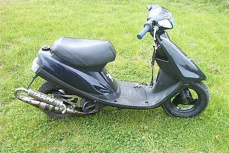 Piaggio NRG MC3 (total skadet) - Min Gamle Yamaha Jog..... var inde på Anders Z Profil billede 6