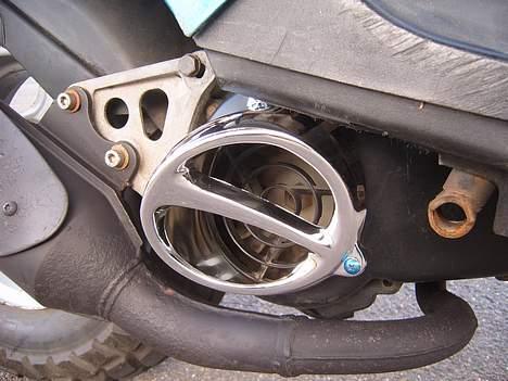 PGO HoT 50-4220(solgt) - GriseTryne / kølerskjold.. kald det hva i vil. Har lige sat den på idag d. 1 juni (: Blæær ik ? billede 9