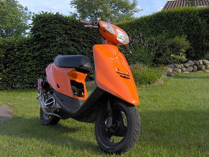 {{currentPhoto.altText}} billede {{currentPhoto.number}}