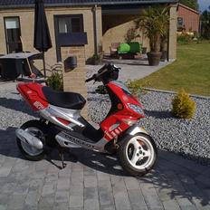 Peugeot Speedfight 2 RallyVictory