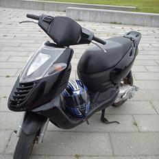 Aprilia sonic gp solgt