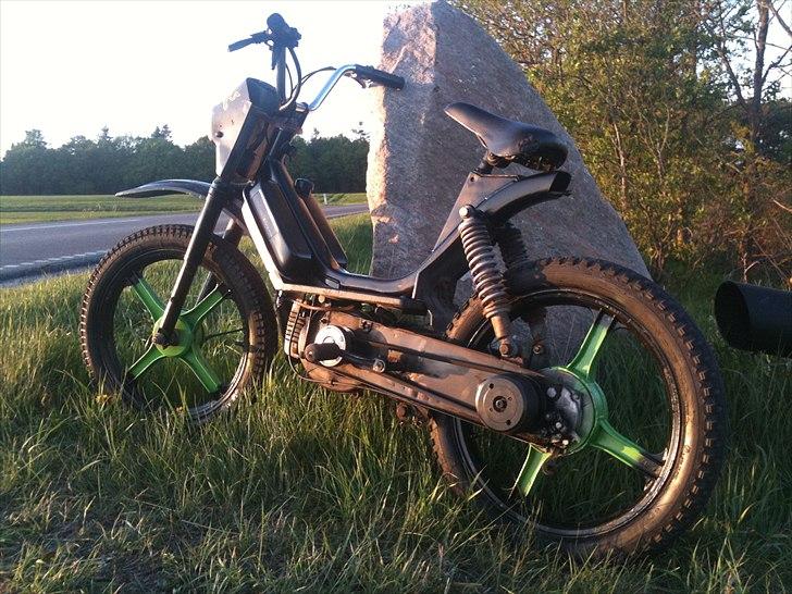 Vespa Bravo SOLGT billede 2