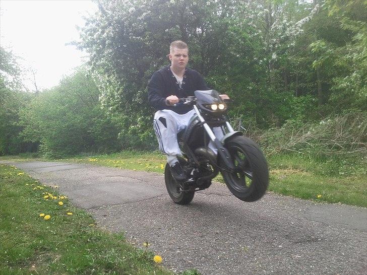 Suzuki street magic SOLGT billede 14