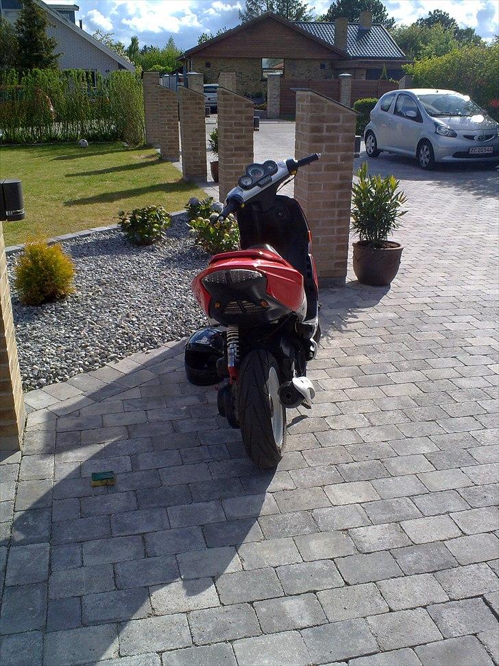 Peugeot Speedfight 2 RallyVictory billede 3